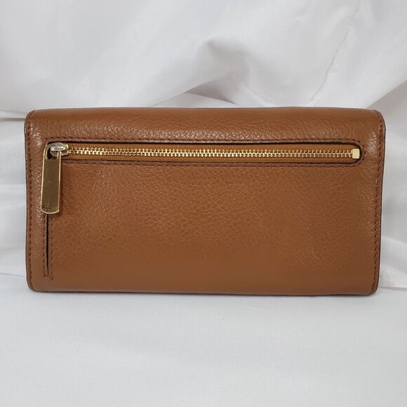 Michael Kors Astrid Carryall Wallet Tan Leather With Gold-Tone Lock Closure - Picture 9 of 13